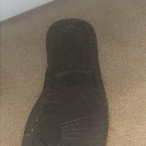 Air Jordan low yellow - Picture 7 of 8